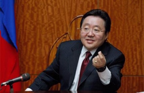 Ерөнхийлөгч Ц.Элбэгдорж тэргүүтэй улс төрчид Солонгосчуудад 330,000 га газар ХУДАЛДСАН ГЭВ ҮҮ?