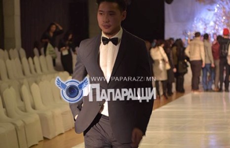 Загвар өмсөгч Галбадрах аа гэж