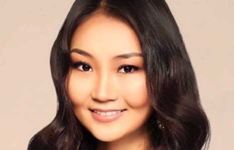 Мисс А.Баярцэцэг гадаад найз залуугийнхаа хүчээр амжилт гаргасан гэв үү?