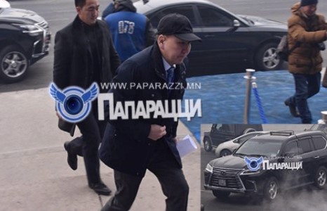 Тансаг машин хөлөглөсөн АН-н тэрбумтан Лу Болд 