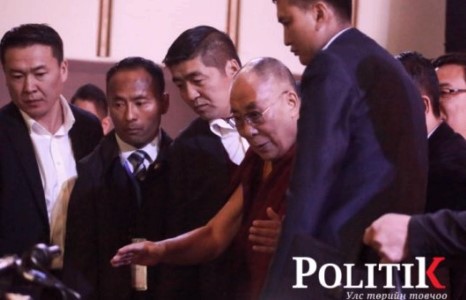 Далай ламд виз олгосон гэж консулын ажилтнаар “туг тахижээ”