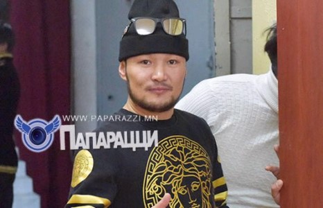 Биеэ БРЭНДЭЭР хучсан Motive-н Жижгээ