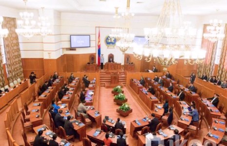 2017 онд УИХ-н гишүүд унтах, уянгалахаа ялгах хэрэгтэй!!!