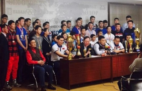 Ц.Цэвэрбал: М.Энхболдын хүү Э.Анар сагсан бөмбөгийн холбоог авахаар зүтгэж буйд харамсаж байна