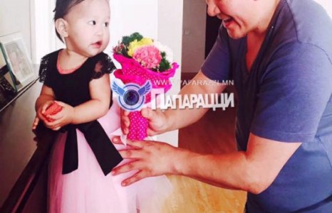 Жүжигчин Баярмагнайн “мисс”