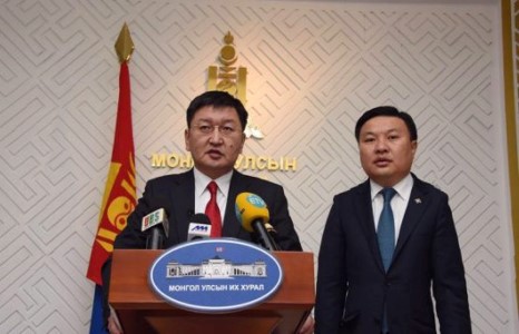 МАН-ын бүлэг Ерөнхийлөгчийн сонгуулийн хуулийн төслийг буцаах саналыг хүргүүллээ