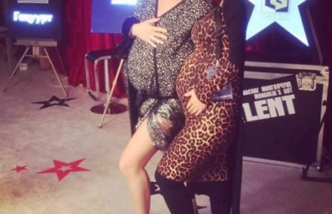 Хийлч Дээгий жирэмсэн үү? 