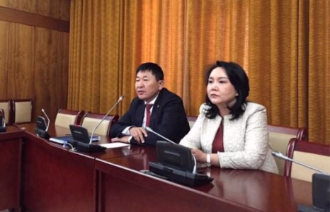 Эдийн засгаа аврах аянд УИХ-ын гишүүд нэгдэж эхэллээ