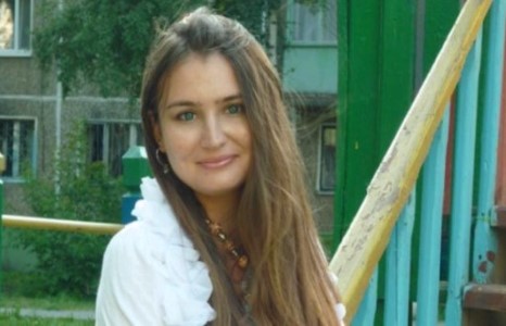 Орос бүсгүй шинэ жилийн нийллэг дээр унтсан залуугаа хайлгахаар цагдаад ханджээ