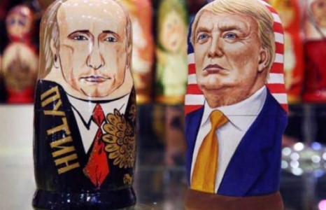 Трамп Москвагийн зочид буудалд биеэ үнэлэгч авчираад Оросын нууц албаны шантаажинд оржээ