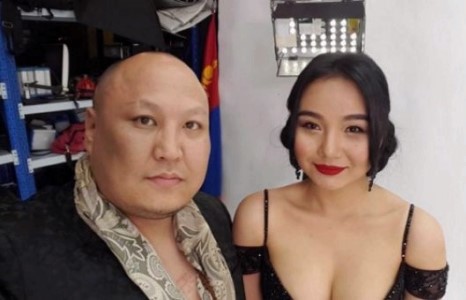 Дуучин Т.Дэлгэрмөрөнд ”үнэлэгдсэн” бүсгүй