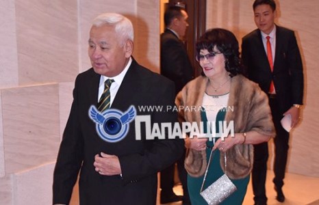 Боловсролын сайд асан “буурал” С.Төмөр-Очир