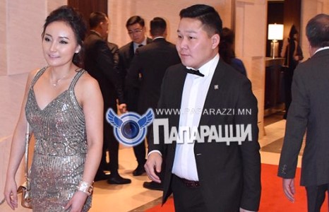 УИХ-ын гишүүн болоод найман улсаар аялж амжсан залуу