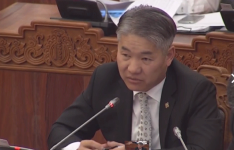 Ж.Энхбаяр: Сангийн сайд Б.Чойжилсүрэн, ЗГХЭГ-ын дарга Ж.Мөнхбат туйлын муу ажиллаж байна..