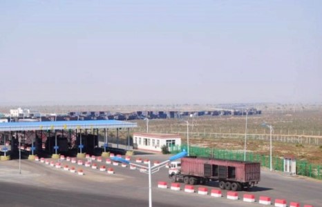 Хятадын нутагт 4000 орчим монгол жолооч “саатуулагдаад” байна