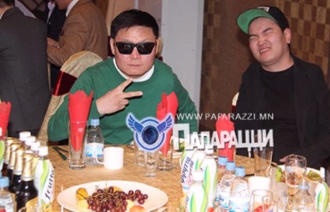 “Татар”-ын “үглээ” Заяа