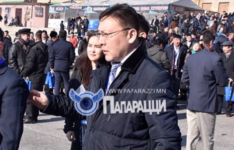 Батзандан, Нямдорж хоёрыг барахгүй гэж байгаа...