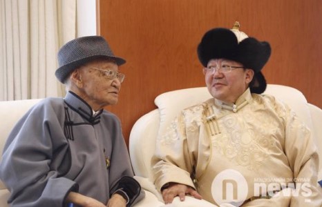 Ц.Элбэгдорж: Монголчуудад ивээлээ өгсөн жил болно