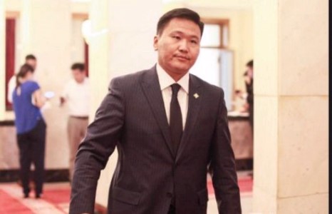 Т.Аюурсайхан гишүүн та сошиалаар томорч байхаар төрийн хулгай луйврыг баримттай илчил!