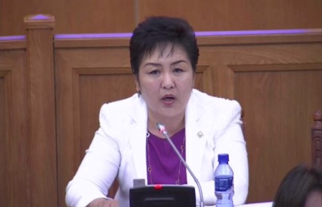 Амьд хошин шогууд хүчээ авч хэдэн жүжигчид минь ажилгүй болох нь