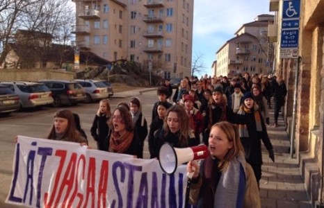 Харийн оронд Монгол хүүгийн төлөө жагсаж байна, харин бид юу хийж чадах вэ? 