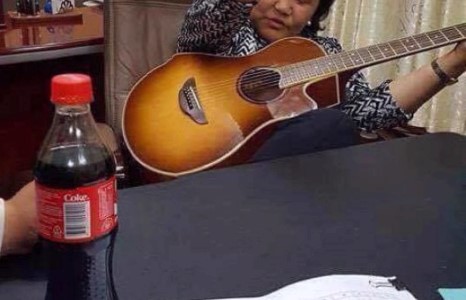 Д.Оюунхорол сайдын “гитарынх нь уйлах чимээ”…