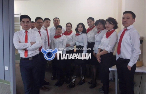 Нийслэлийн хөрөнгө оруулалтын газрын дэд дарга А.Хаянхярваа социализмын бэлэг тэмдэг