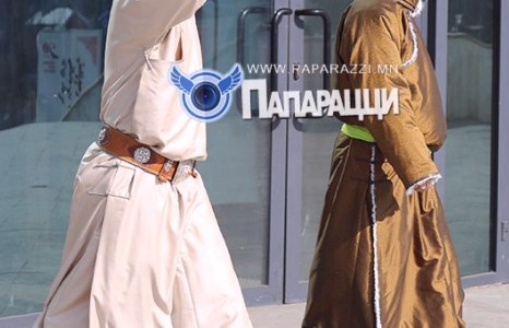 “Давхар дээлтэй” төрд хэрэггүй зайран 