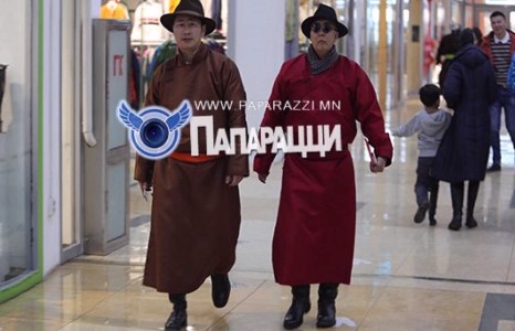 Өөскөгийн үнэгүй сошиал PR-чин 