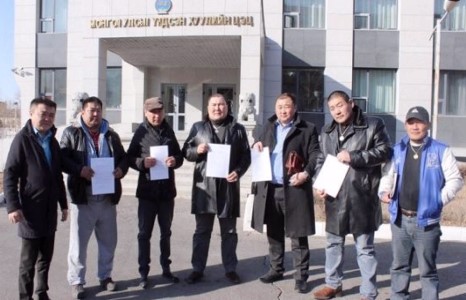 ”Босоо хөх Монгол” ТББ-ын гишүүдэд 3.1 жил хорих ял оноожээ