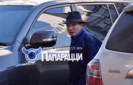 Урлагийн салбараас барилгын салбар руу урвасан эр 