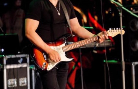 У.Хүрэлсүх “Яг түүн шиг” шоуны 8-дахь оролцогч уу 