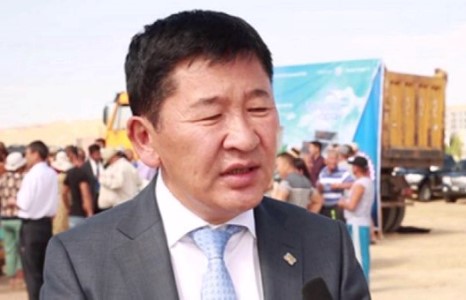 Б.Дэлгэрсайхан гишүүн  Ашигт малтмал, газрын тосны газарт өөрийнхөө хүмүүсийг шургуулж байна гэв үү?