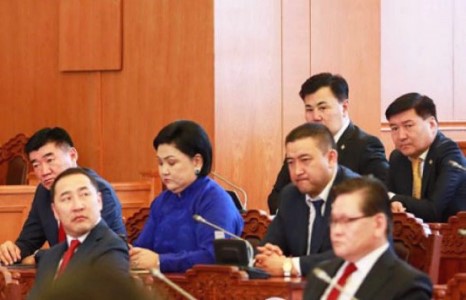 МАН эмзэг үед “төсөв”-өөр наадахдаа ОУВС-гийн нэрийг барив