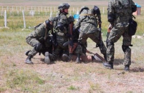 Хошууч генерал Ж.Бадамбазар: Гранат дэлбэрэх явцад ахлагч А, М нар газар дээрээ нас барж, 8 хүн шархадлаа