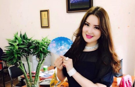 	Дуучин Мино тайзнаа эргэн ирлээ