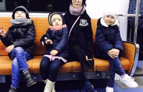 Дөрөв дэх үрээ өлгийдөн авах гэж байгаа дуучин бүсгүй