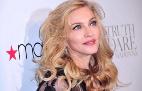 Мадоннагийн амьдралаар кино хийгдэнэ