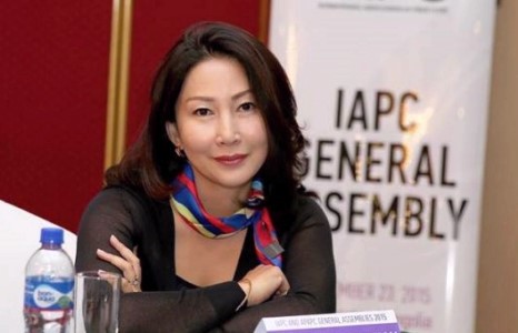 Боловсролын яамны Төрийн нарийн Б.Баярсайханыг “мүүнчин” Б.Насанбаяртай зүйрлэхийн учир юу вэ?