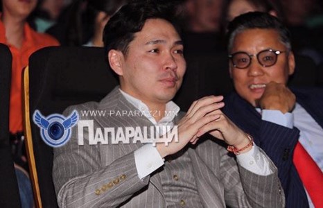 Шинэхэн хүргэн ба шинэхэн аав