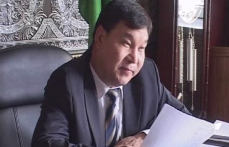 Төв аймгийн Засаг дарга осолдож жолооч нь нас барлаа