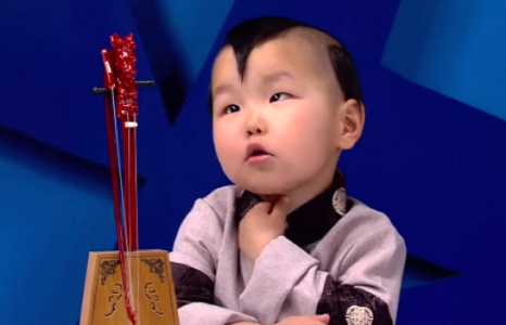 Б.Бат-Энэрэл: Нүдээ аниад дуулахад Отгонтэнгэр хайрхан харагддаг