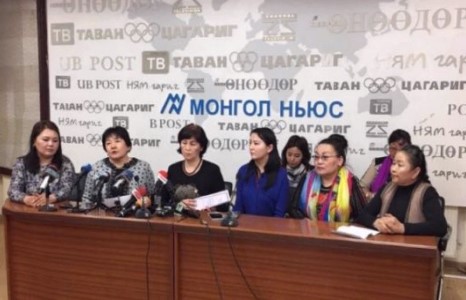 Үлгэрт итгэчихээд үхнэ гэж сүрдүүлээд л...