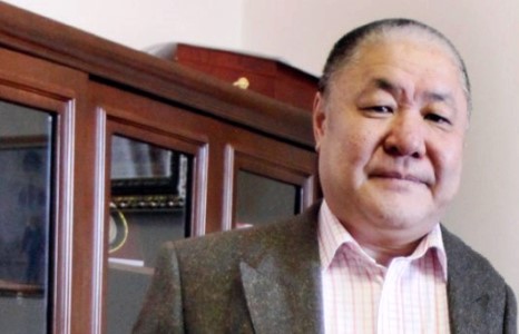 “Та нар хахууль авсан бол наад мөнгийг чинь агуулах сав олдохгүй шүү гэж хэлж байсан”