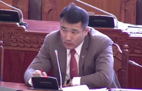 УИХ-ын гишүүн Д.Сумъяабазар: Улс эх орныхоо төлөө орлогоосоо хуваалц л даа