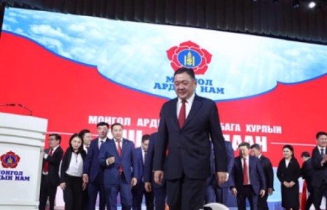 МАН-д Үндсэн хуулийг яаралтай өөрчлөх чин хүсэл байгаа юу