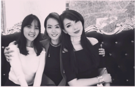 Хөтлөгч бүсгүйчүүдийн нөхөрлөл