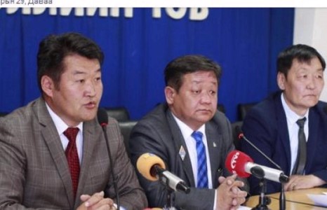 Сургуулийн захирлуудыг хууль бусаар хоморголон халж байна гэв