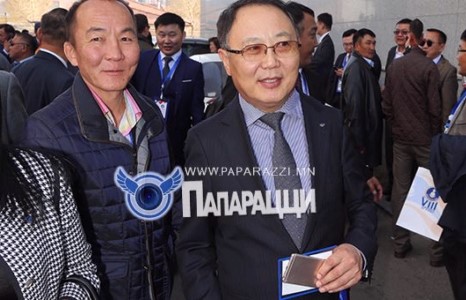 Нэр дэвшиж чадаагүй дээ сэтгэл дундуур