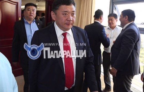 М.Энхболдын гурван суудал эзгүйрч, Ерөнхийлөгч болох туйлын хүсэл нь биелэх үү